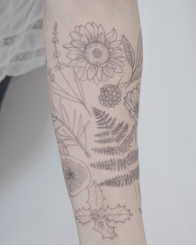 tatuaje girasol fineline