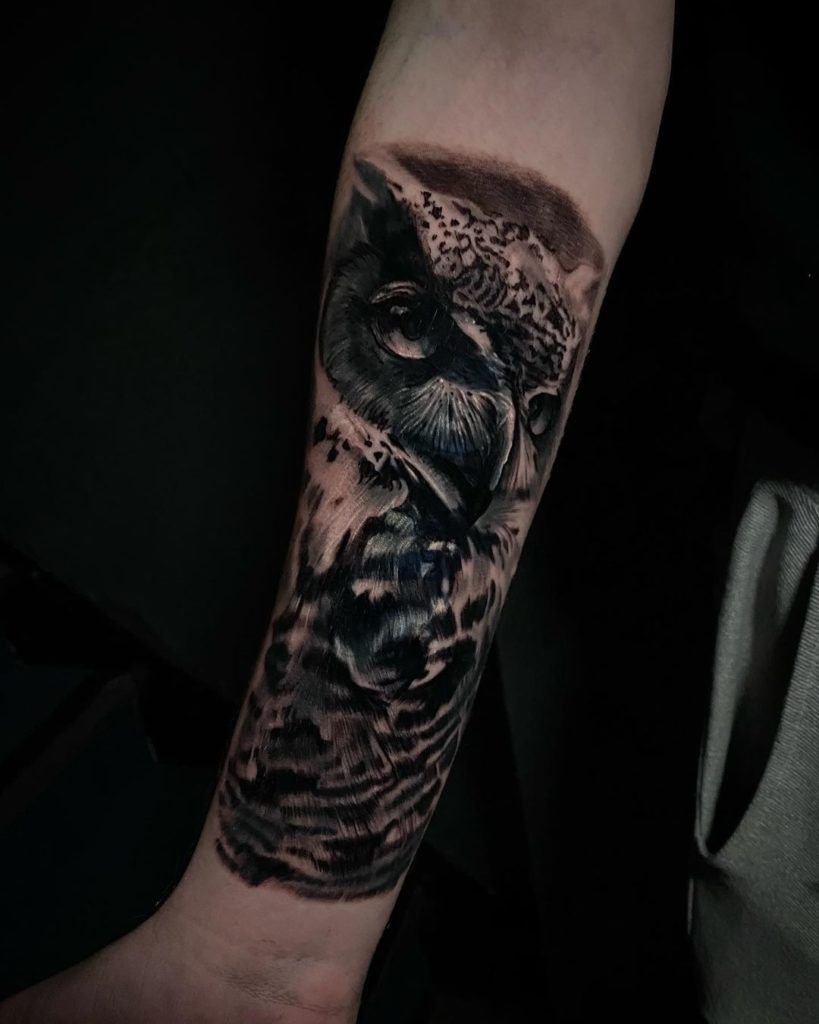 tatuaje búho realista