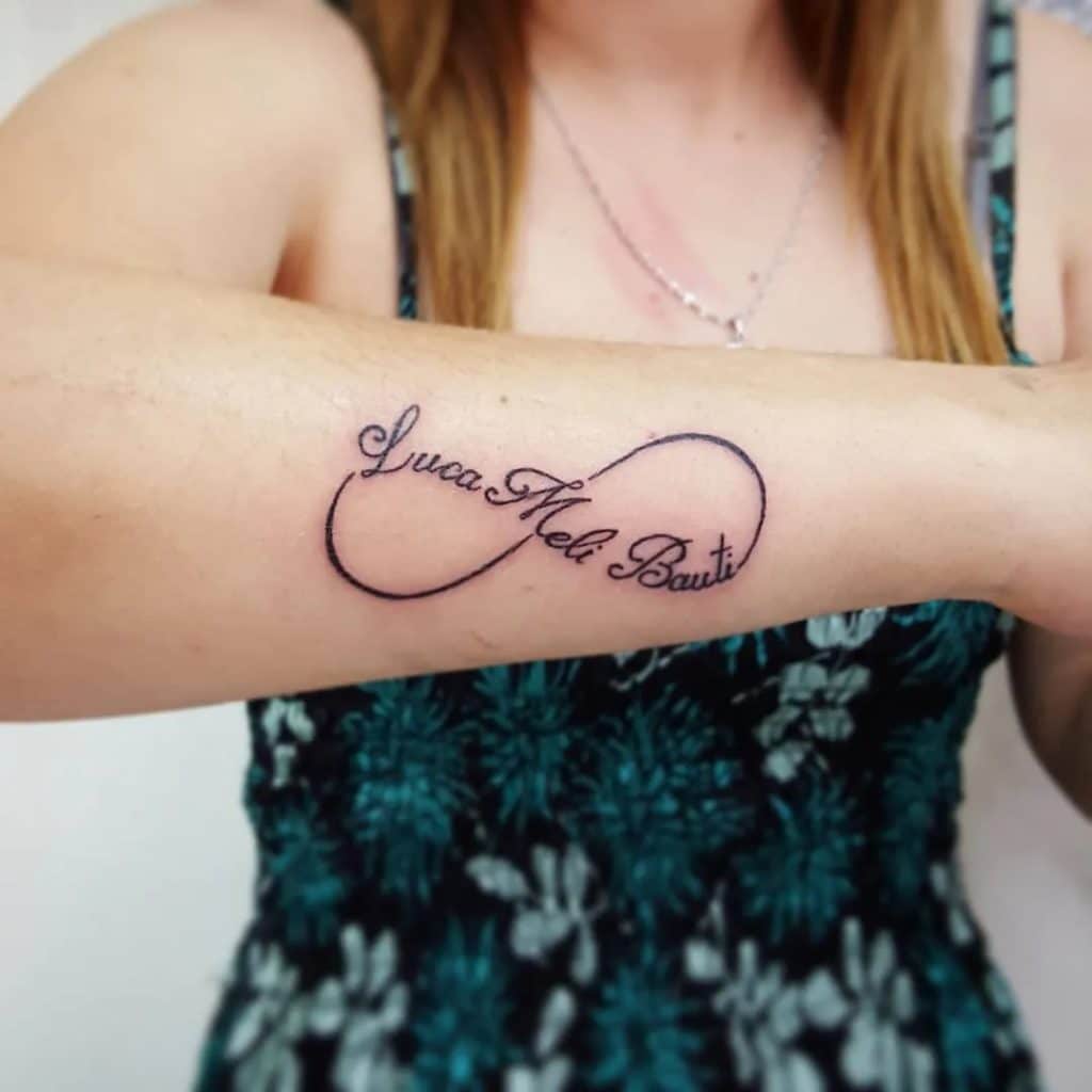 tatuaje infinito familia