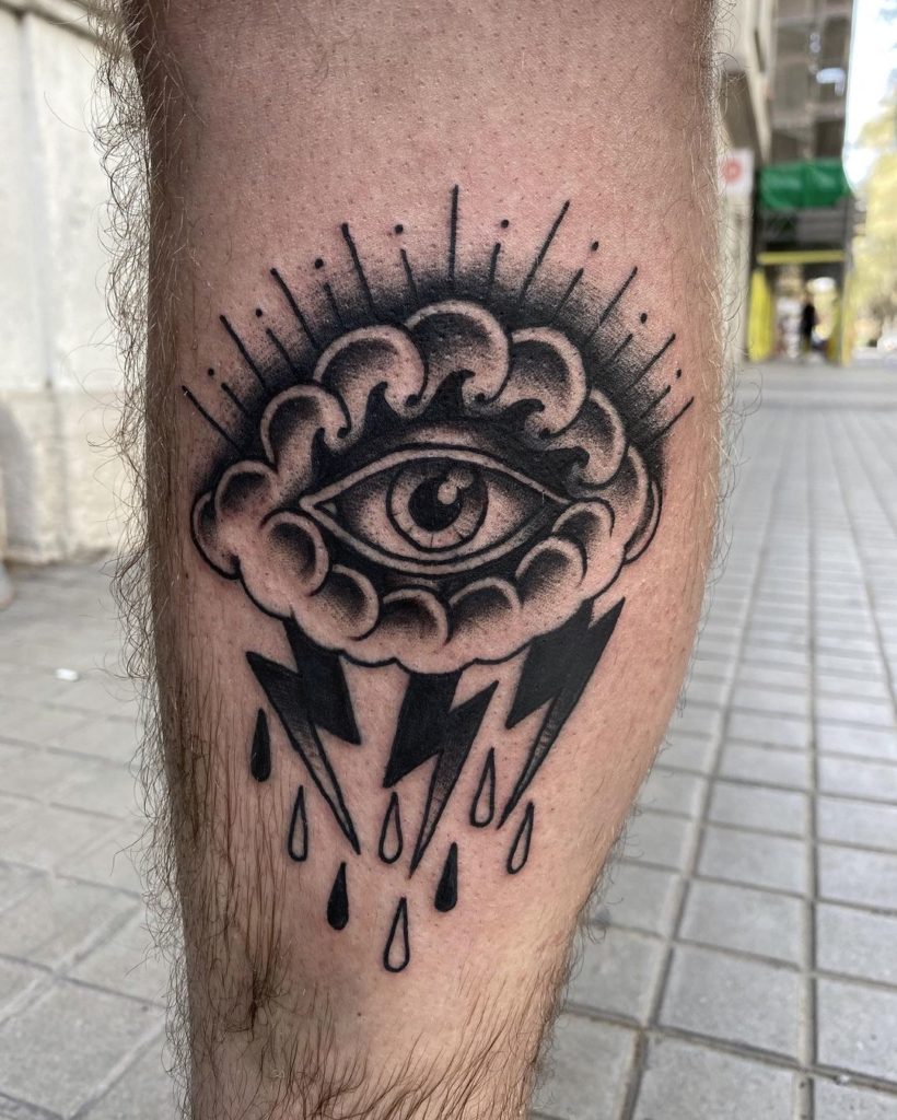 tatuaje rayo blackwork