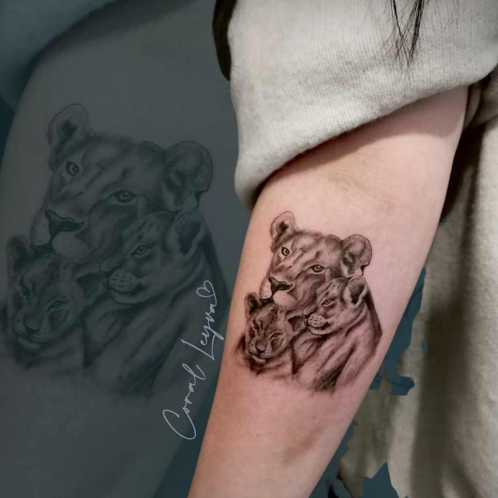 tatuajes familia leones