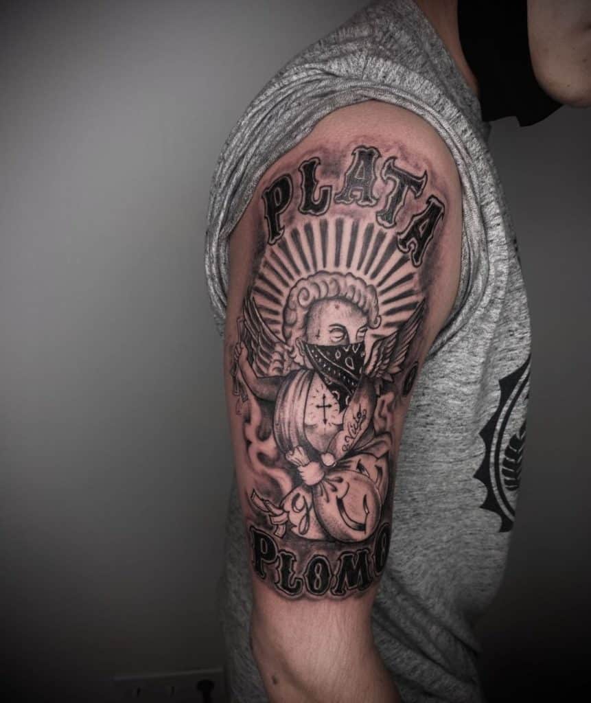 tatuaje ángel hombre